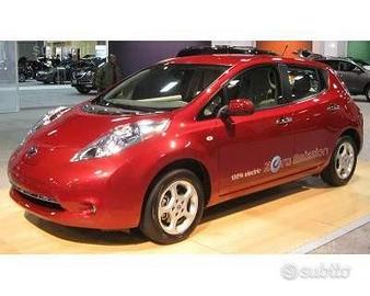 Parabrezza Nissan Leaf (2010 in poi)