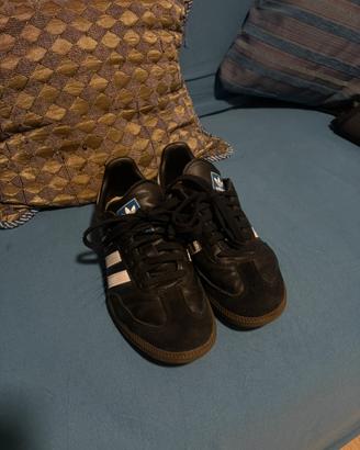Scarpe adidas