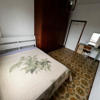 Stanza singola metto rossa Bonola