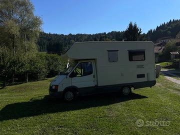 Camper ford transit rimor restaurato