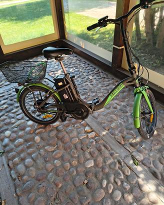 bici pieghevole assistita