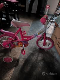 Bicicletta per bambina con rotelle