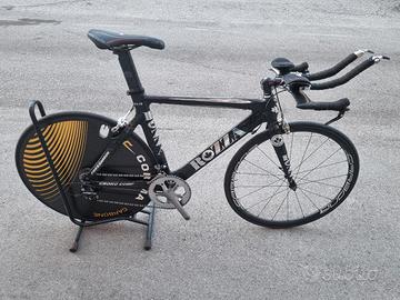 bicicletta da cronometro