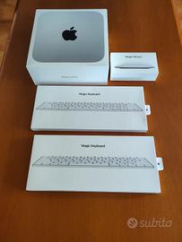 Scatole vuote di prodotti Apple 