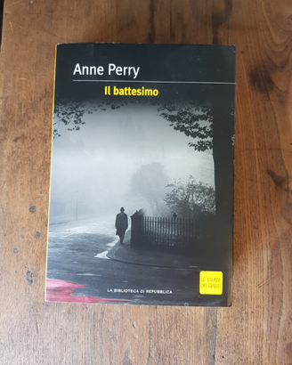 Il battesimo di Anne Perry, libro giallo