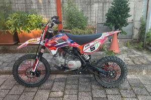 Pit bike 140 4t
