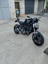 moster821