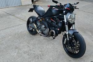 moster821