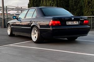 Bmw e38 740i Manuale M60
