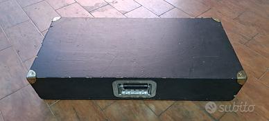 Pedaliera, pedal board