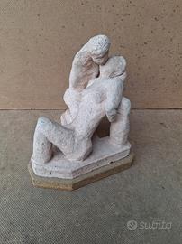 Scultura "Il Bacio"