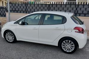 Peugeot 208 Active diesel 