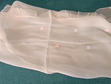 Parure da culla in tulle con ricami