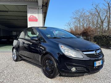 Opel Corsa 1.2 3 porte Club