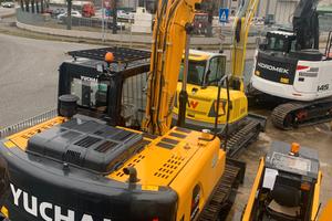 Escavatore YUCHAI YC 135 in Promozione