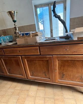 Credenza