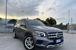 MERCEDES GLB 180d Sport - Luci Ambient Navi 18
