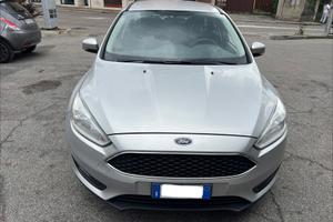 Ford Focus 1.5 TDCi AUTOCARRO