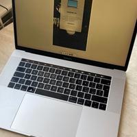 MacBook Pro 15” - 2019 i7 - 16GB