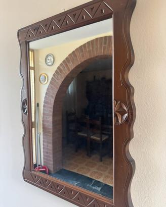 Specchio in legno