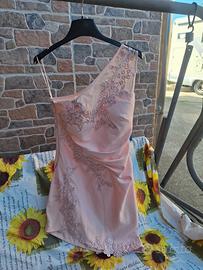 abito  eleganre corto monospalla con pizzo 