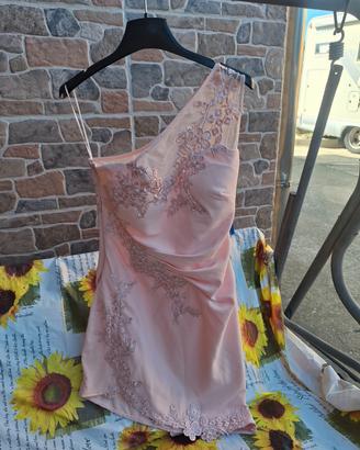 abito  eleganre corto monospalla con pizzo 