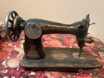 Macchina da cucire d’epoca SINGER SPHYNX