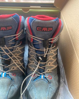 Scarponi trekking  36 cmp