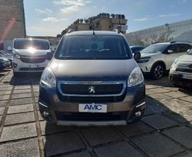 PEUGEOT Partner Tepee BlueHDi 100 Outdoor