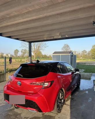 Toyota Corolla 2.0 hybrid lounge Gancio traino