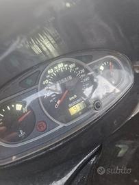BURGMAN 200 DEL 2007