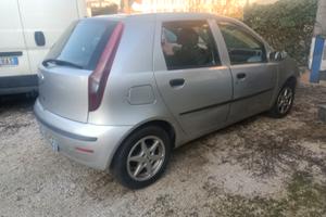 fiat punto 