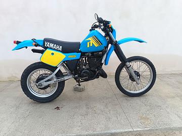 YAMAHA IT 465