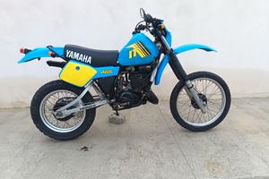 YAMAHA IT 465
