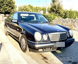 Mercedes Benz E 200 kompressor