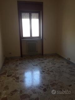 Studio A/10 di ampia metratura mq. 250 . 800,00