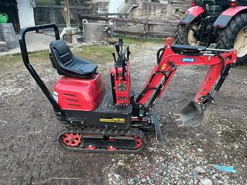 Miniescavatore microescavatore ama 6qli