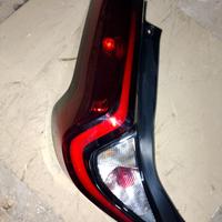 stop e specchietti Toyota Aygo X 2026