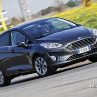 Ricambi usati ford fiesta 2017 #e