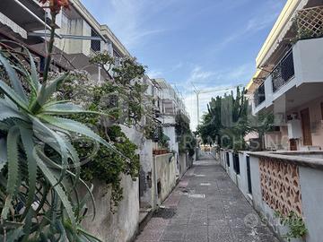 Villa a schiera Messina [Cod. rif 3292076VRG]