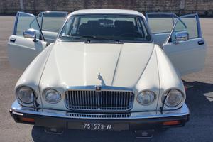 Jaguar xj 12 Vanden plas 330cv