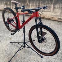 Scott scale 940 Tg. M (carbonio)