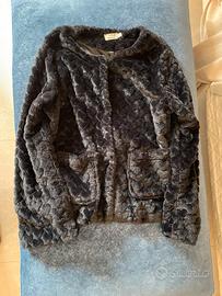 Pelliccia ecologica nera morbida donna