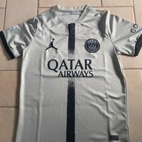 maglia PSG anno 22/23 Mbappé