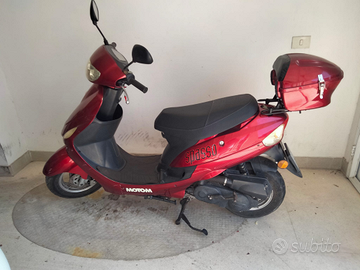 Scooter motom 50 cc