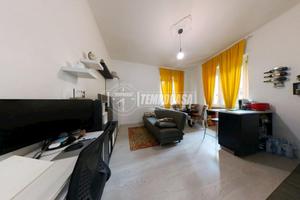 Bilocale ristrutturato in via Gino Lisa 32