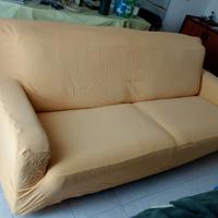Divano NUBE 3 posti usato.