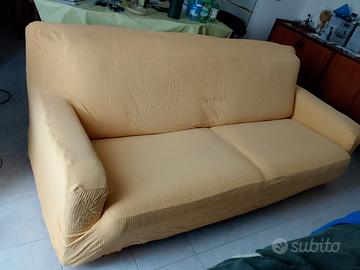 Divano NUBE 3 posti usato.