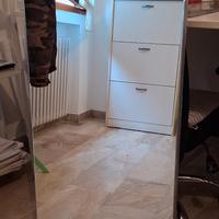 specchio da bagno in buone  condizioni mis