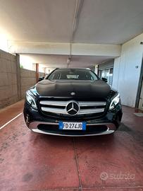 Mercedes GLA 180 d automatica premium